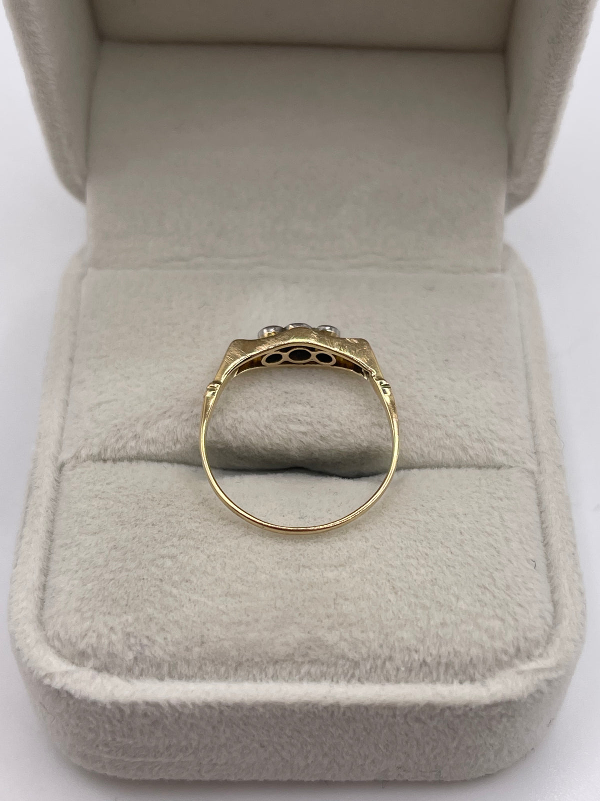 18ct gold old cut diamond ring