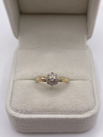 9ct gold diamond cluster ring