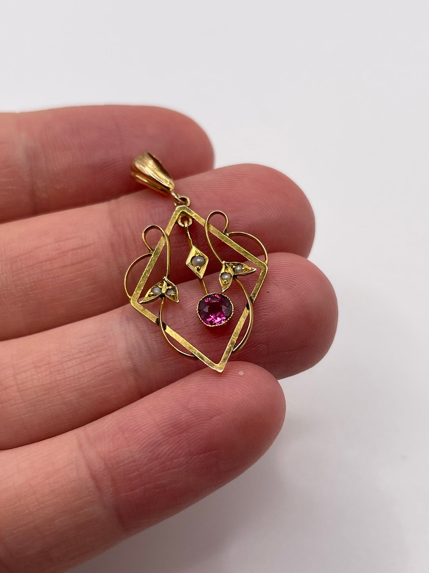 Antique 9ct gold paste pendant