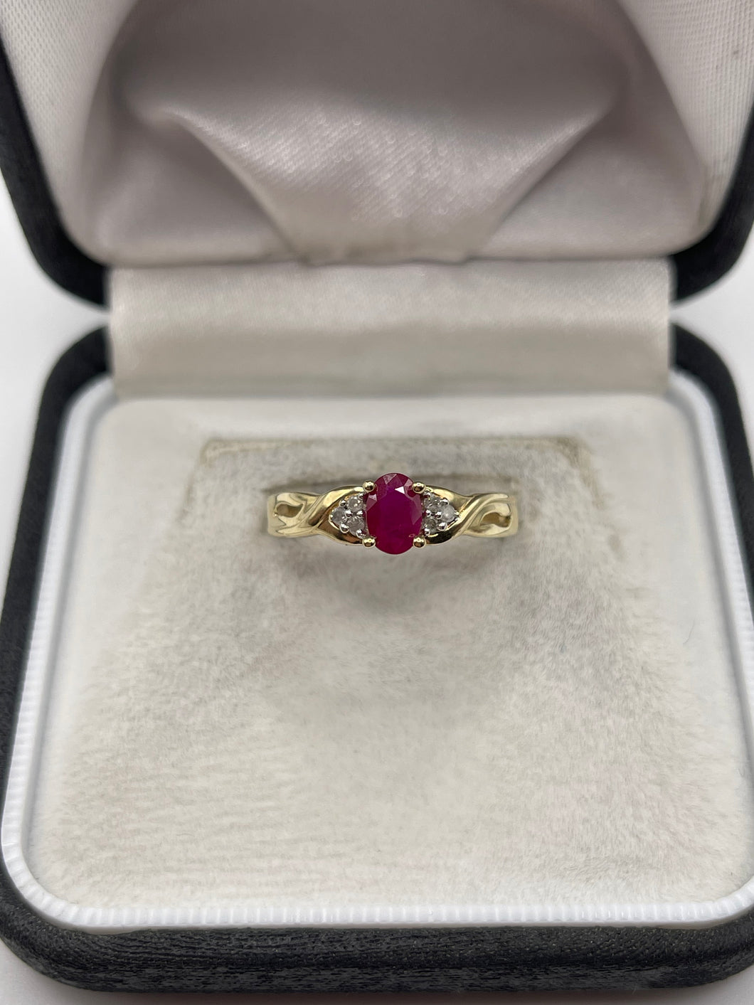 9ct gold ruby and diamond ring