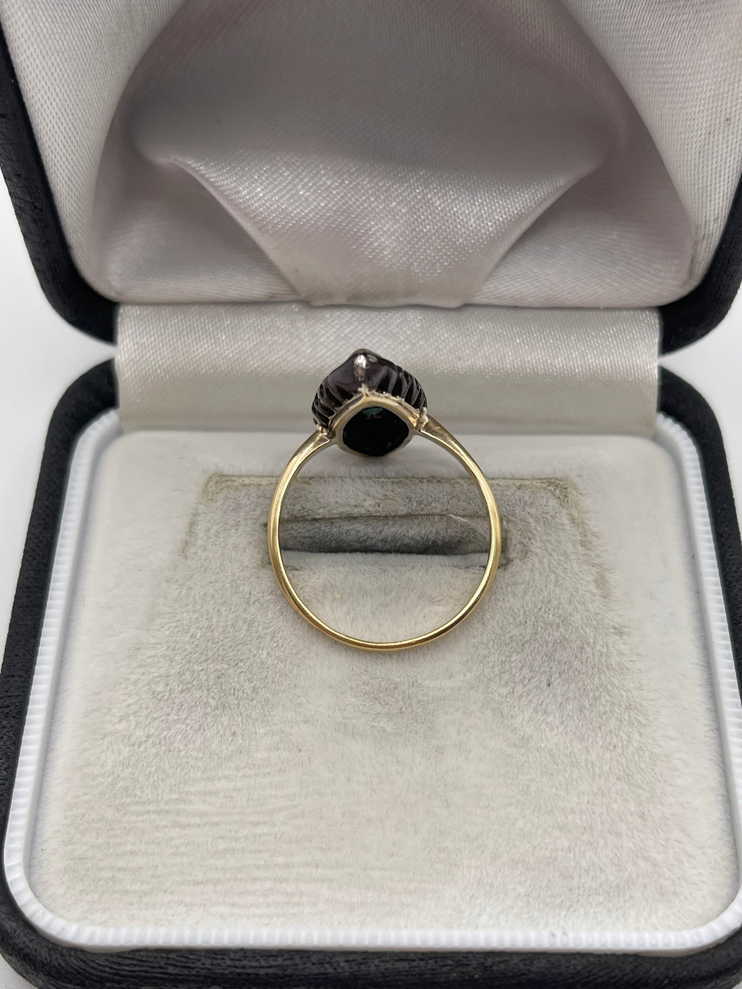 Antique 18ct gold sapphire and diamond ring