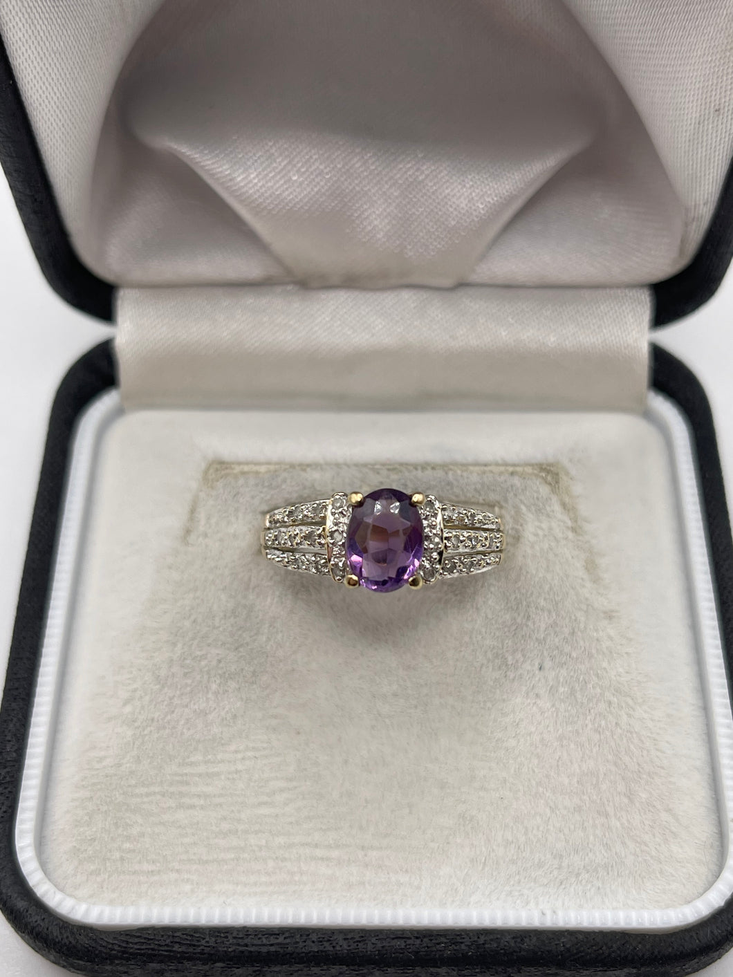 9ct gold amethyst and diamond ring