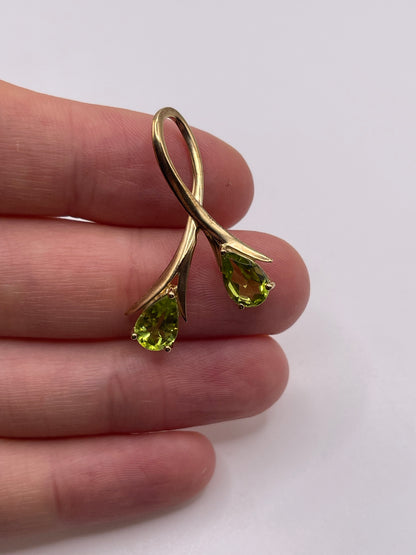 9ct gold peridot pendant