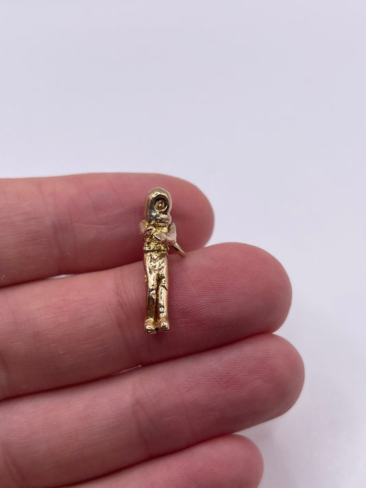 9ct gold diver charm