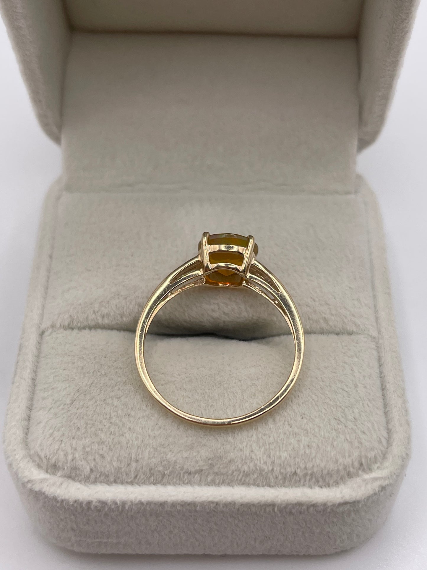 9ct gold opal and diamond ring