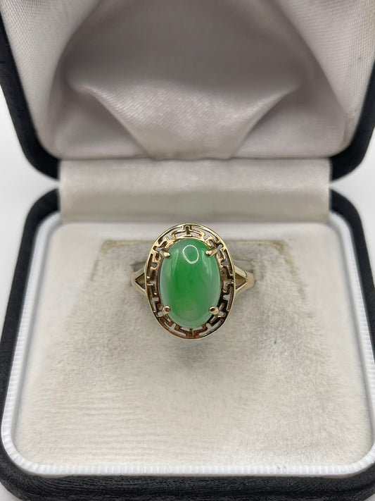9ct gold jade ring
