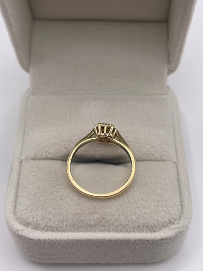 9ct gold diamond cluster ring