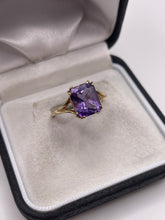 Load image into Gallery viewer, 9ct gold amethyst ring
