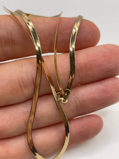 9ct gold wishbone necklace