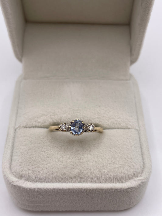 9ct gold sapphire and diamond ring