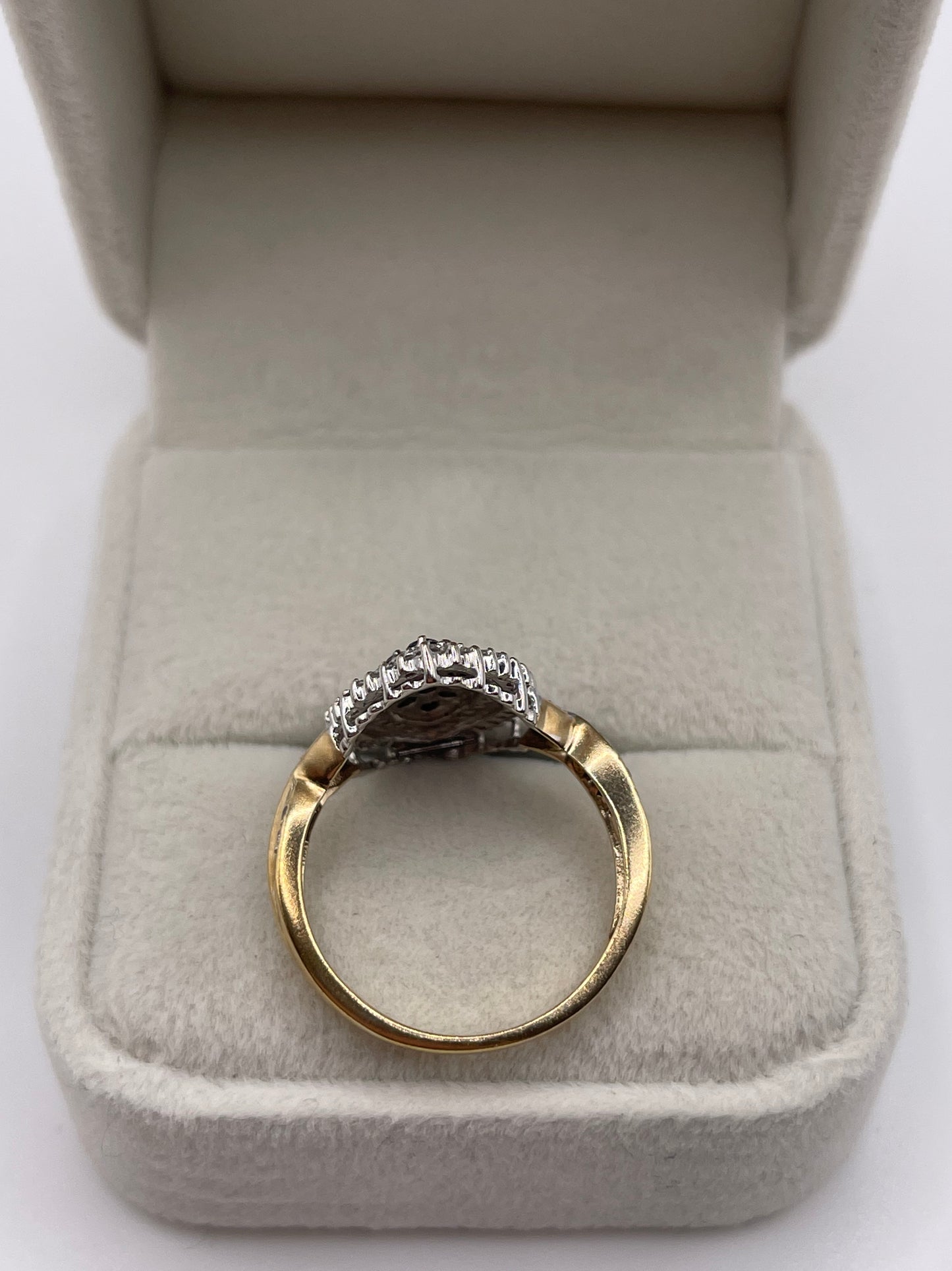 9ct gold diamond cluster ring