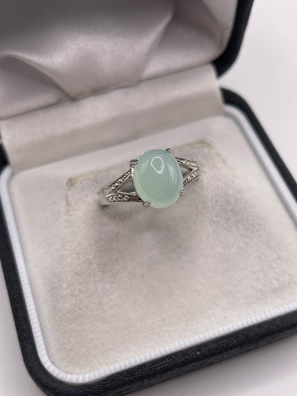 Silver gemstone ring