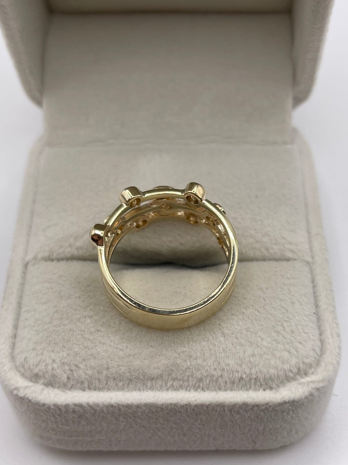 14ct gold diamond cluster ring