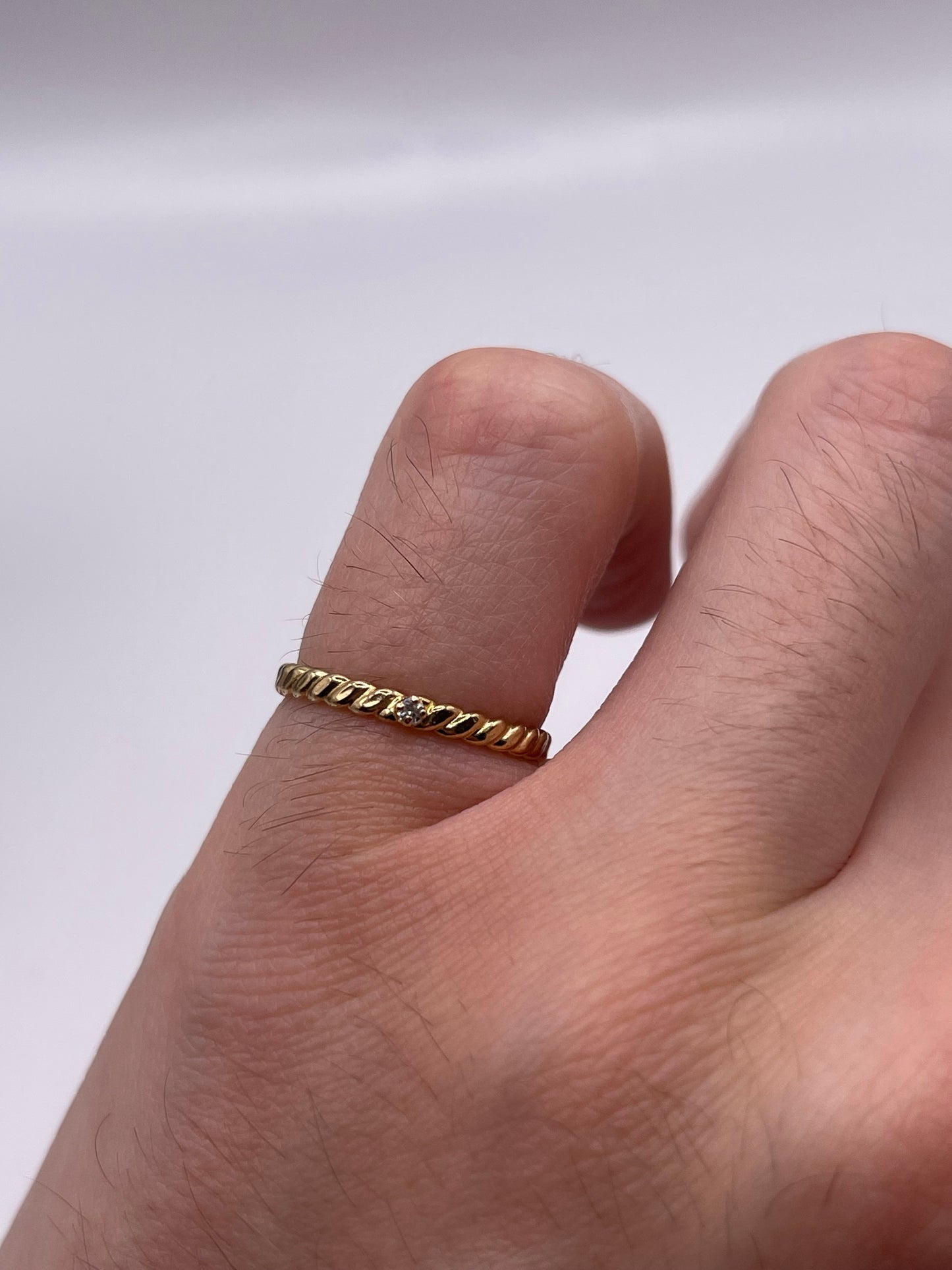 9ct gold diamond ring