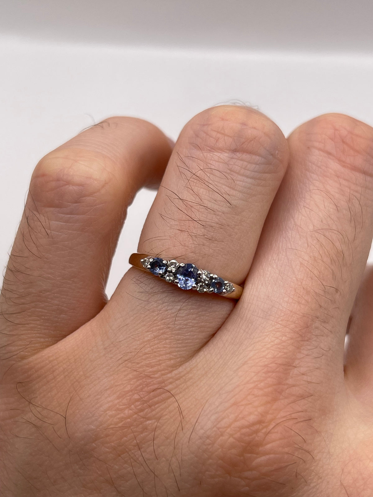 9ct gold sapphire and diamond ring