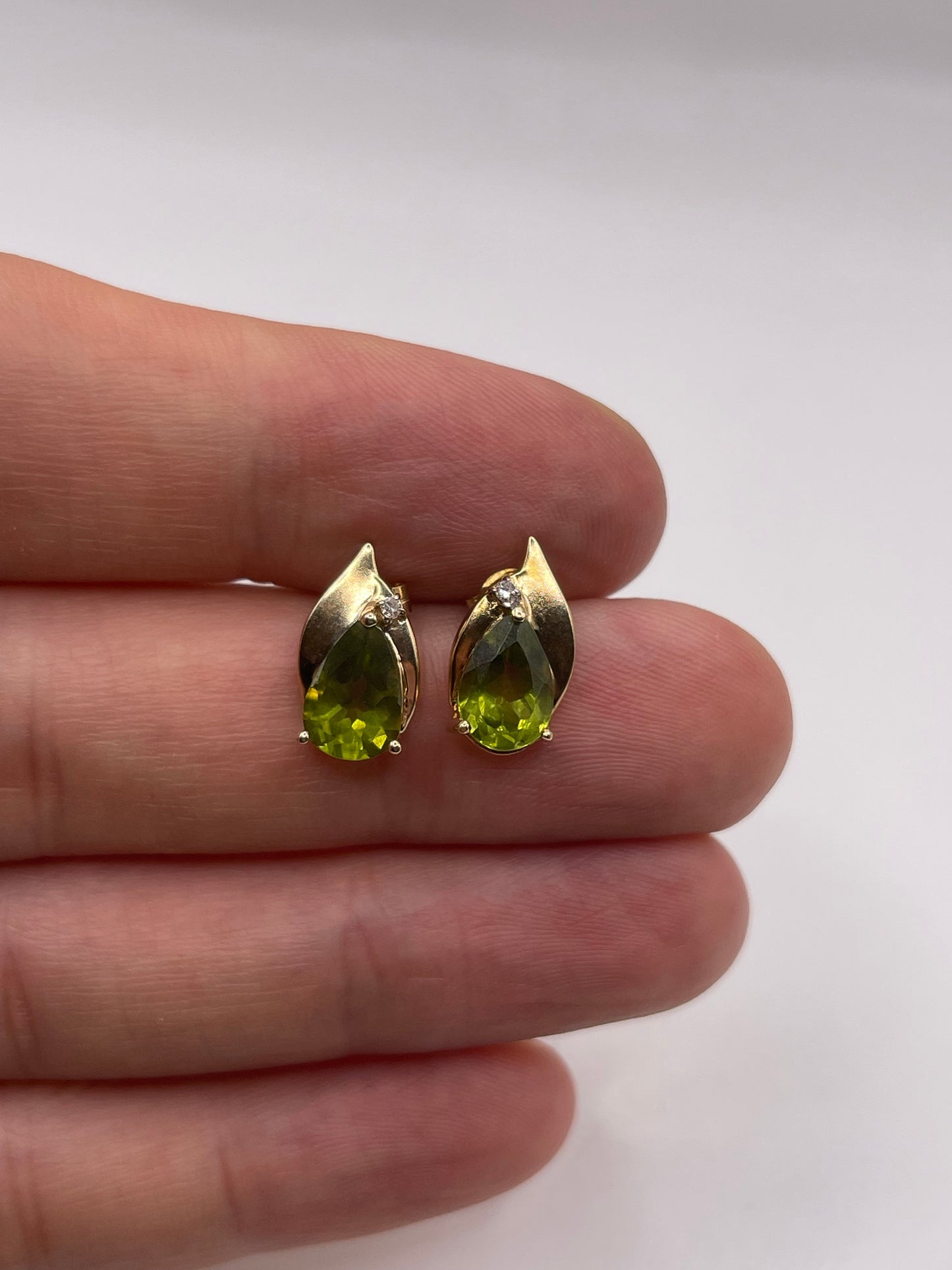 9ct gold quartz and diamond earrings