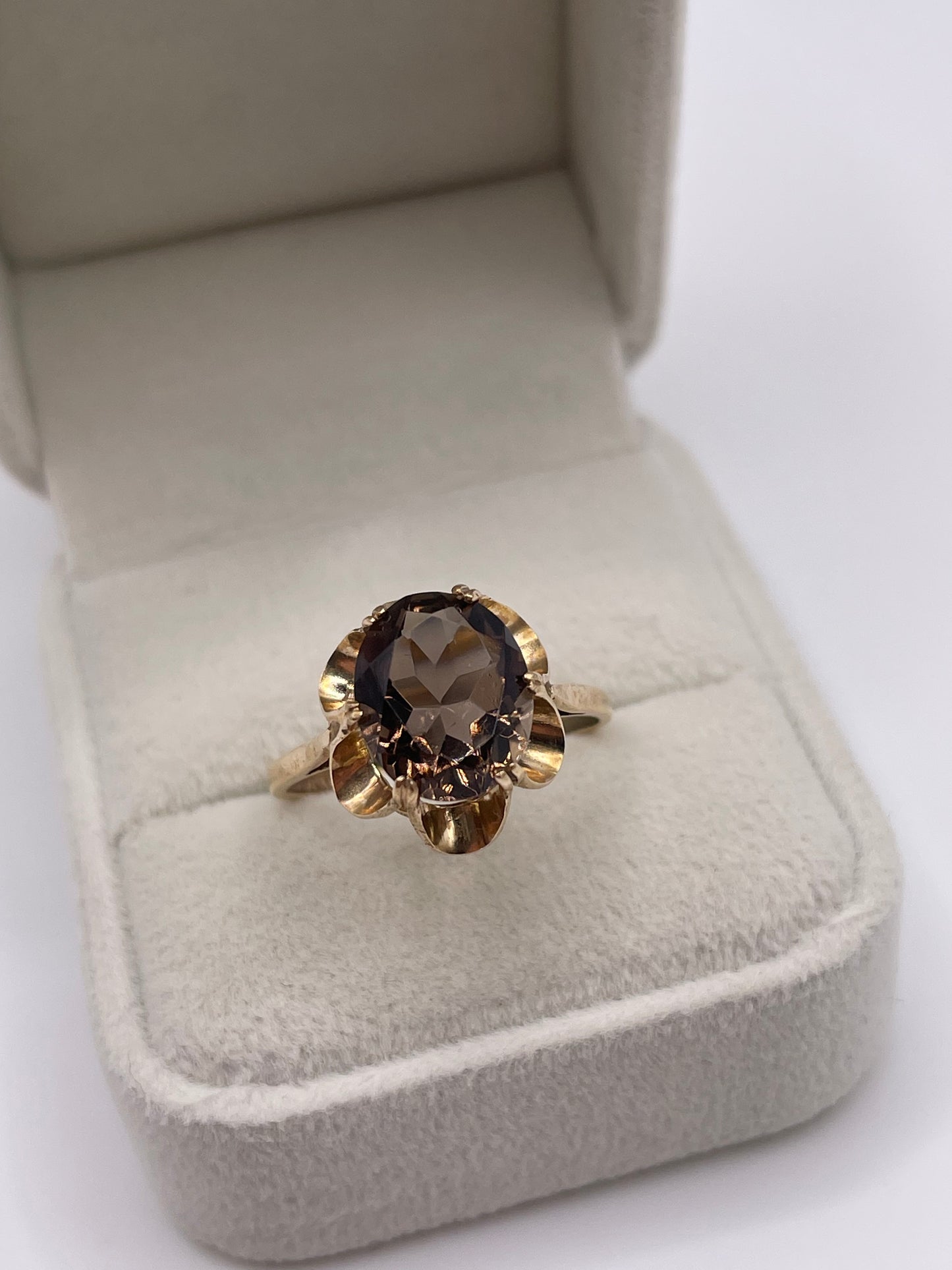 9ct gold Smokey quartz ring