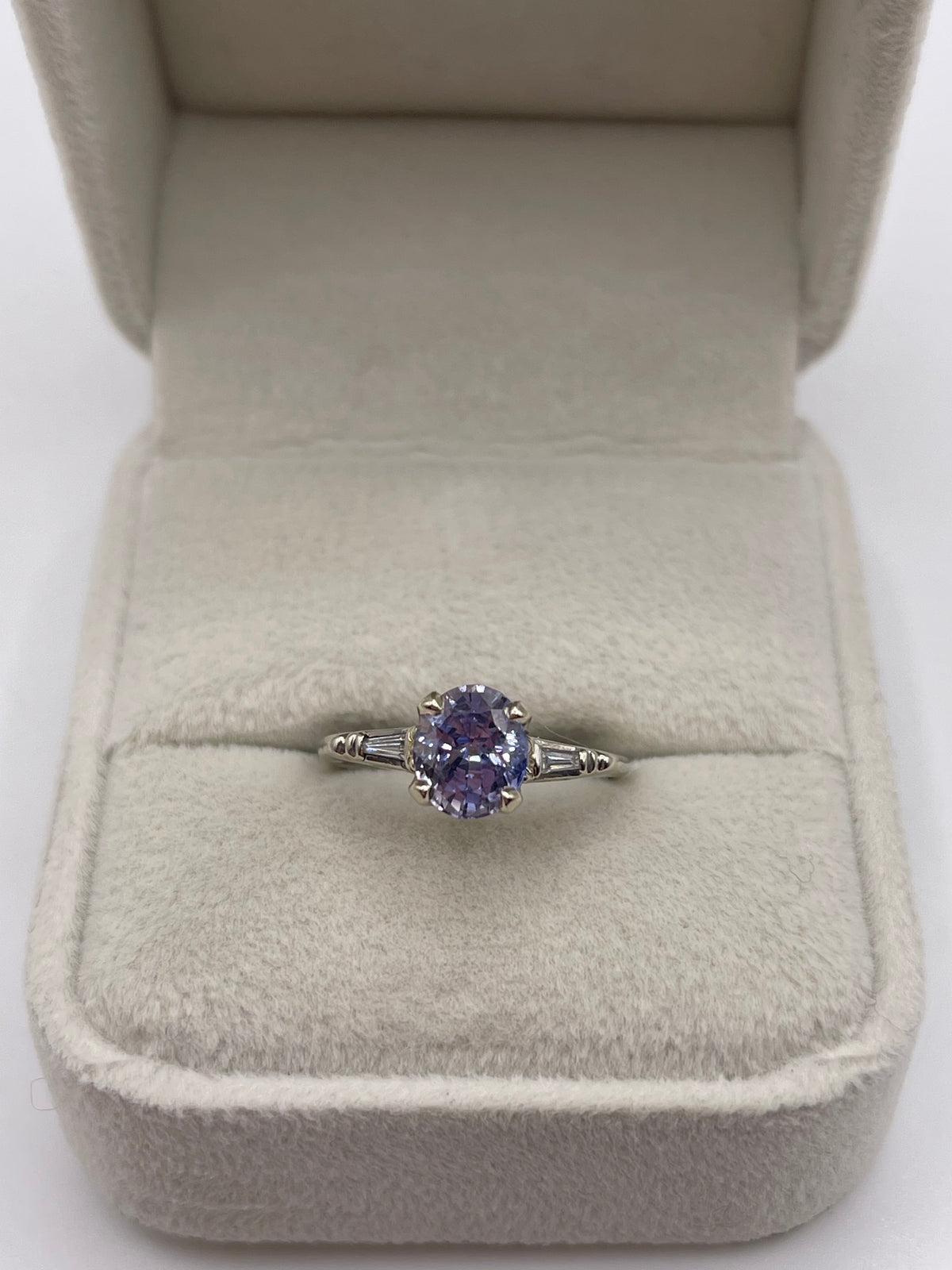 14ct white gold sapphire and diamond ring