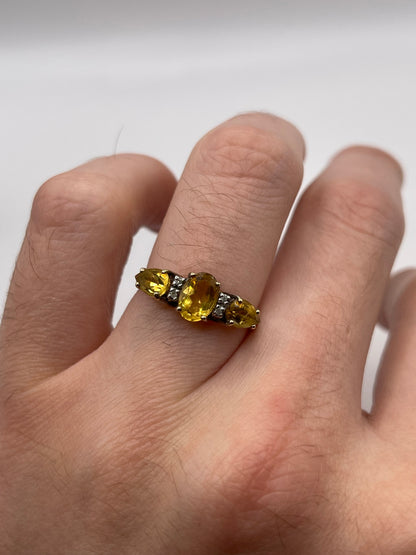9ct gold citrine and diamond ring