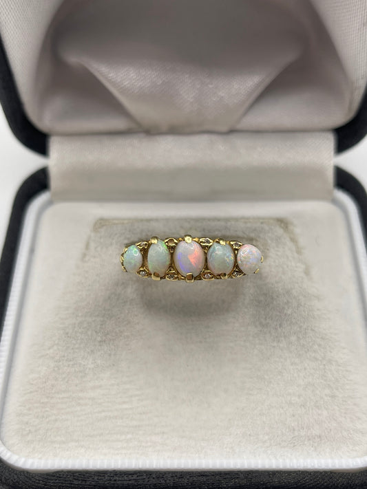 18ct gold opal and diamond ring