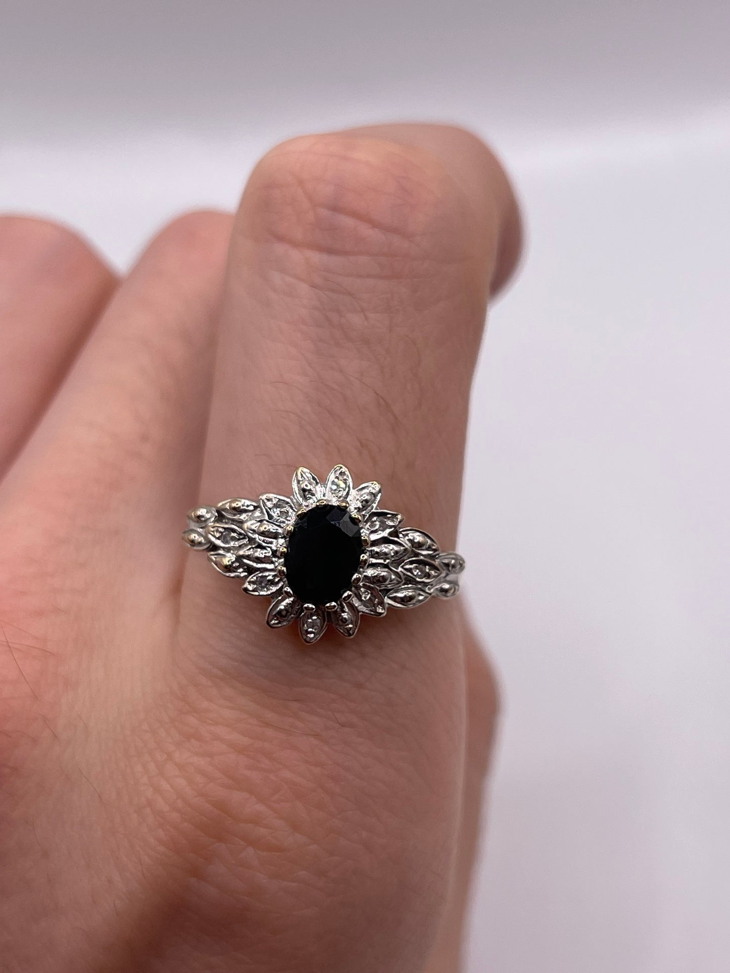 9ct gold sapphire and diamond ring