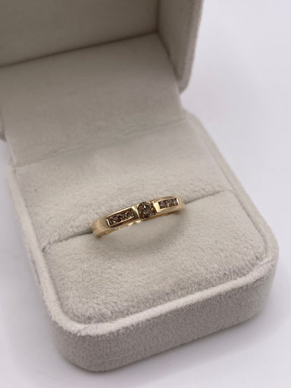 9ct gold diamond ring