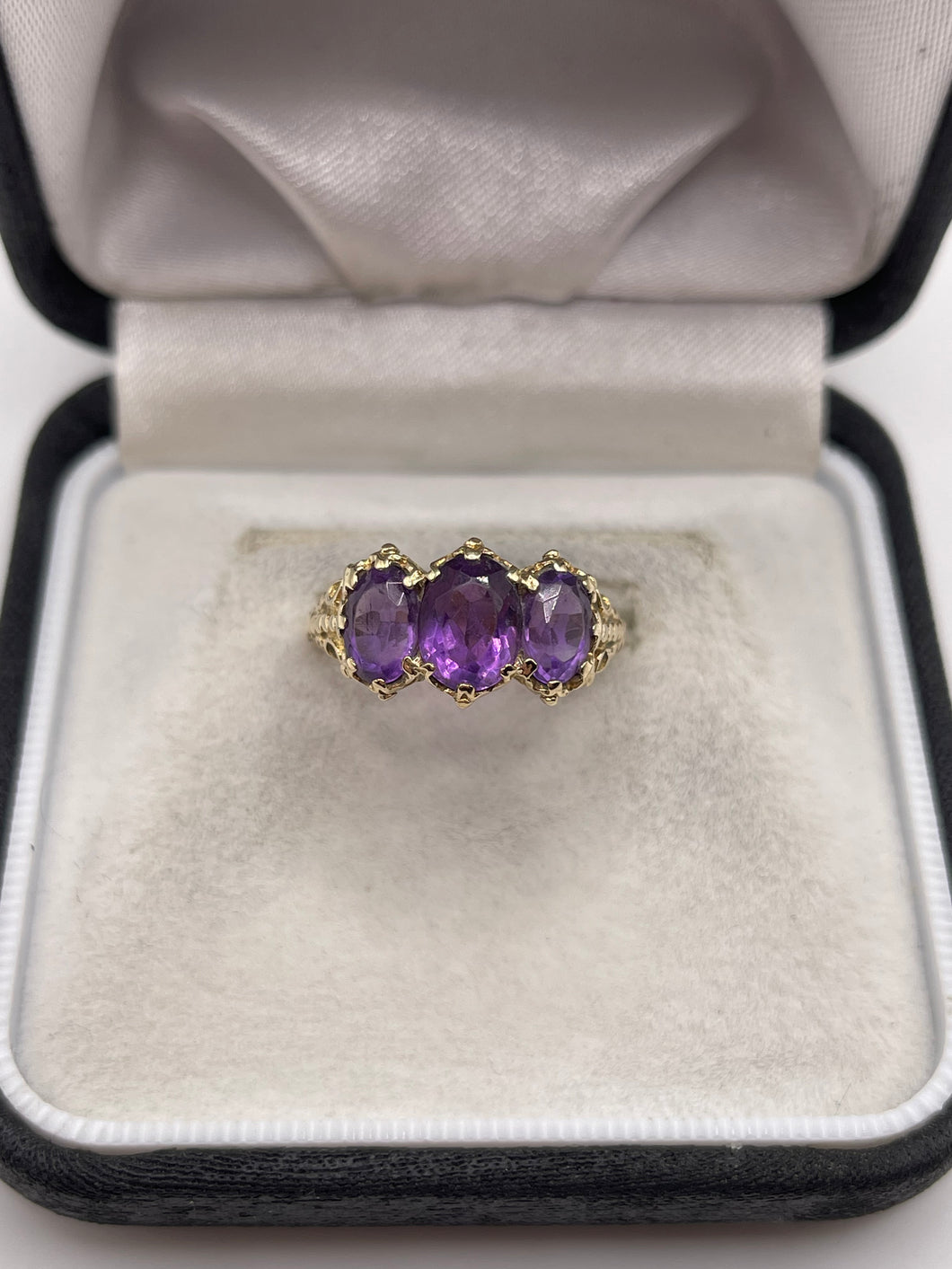 9ct gold amethyst ring