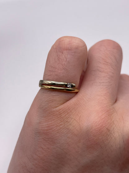 9ct gold diamond ring