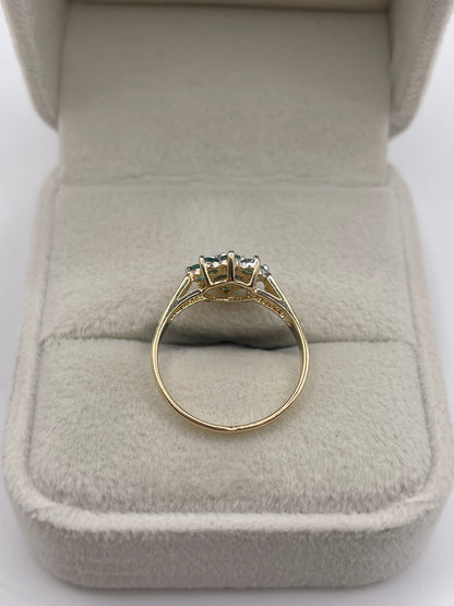 9ct gold emerald and diamond ring