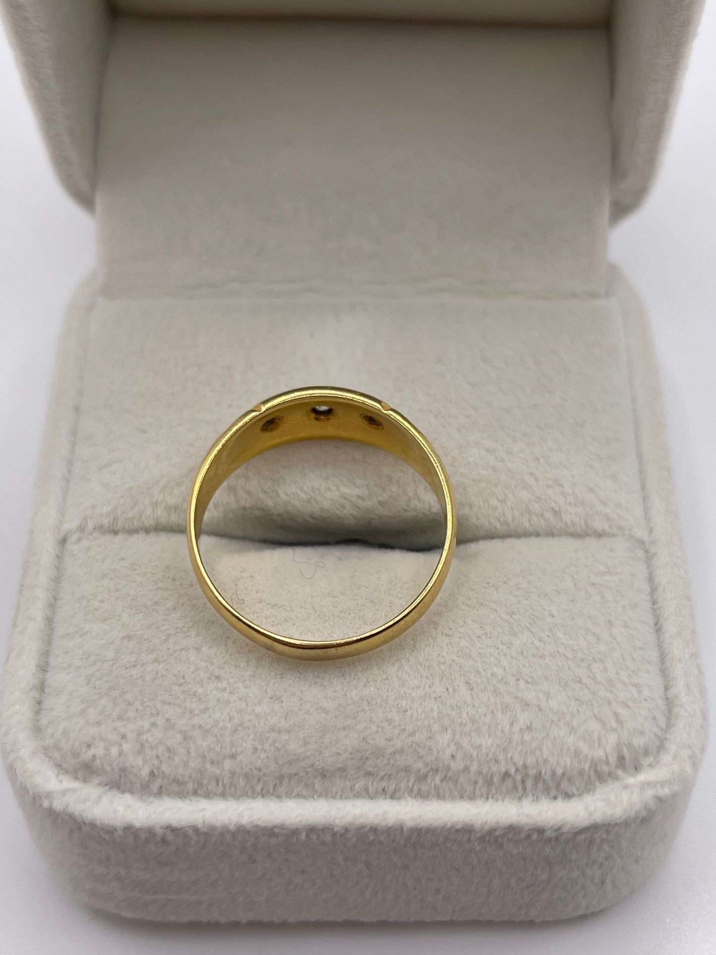 Antique 18ct gold diamond gypsy ring