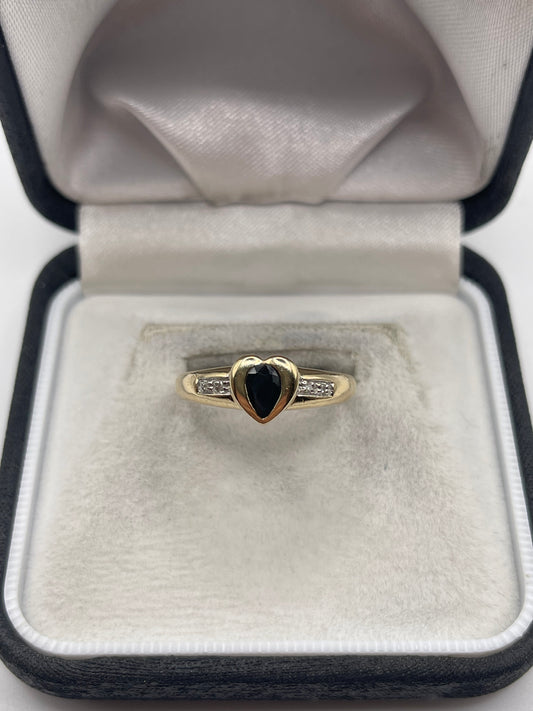9ct gold sapphire and diamond ring