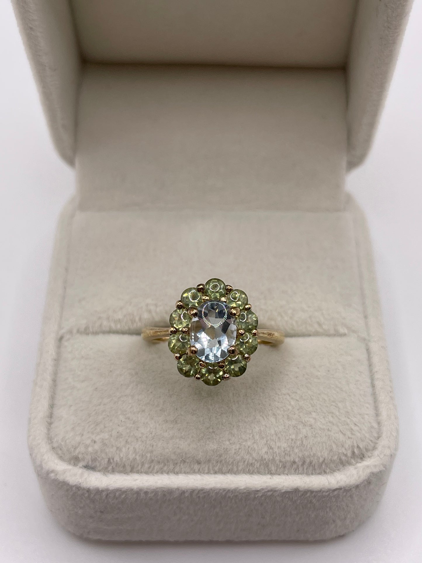9ct gold topaz and peridot ring