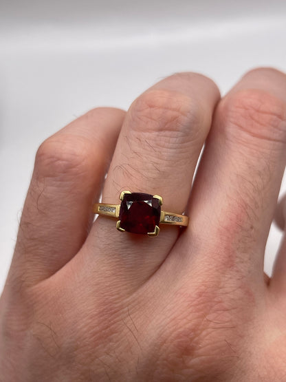 18ct gold tourmaline and diamond ring