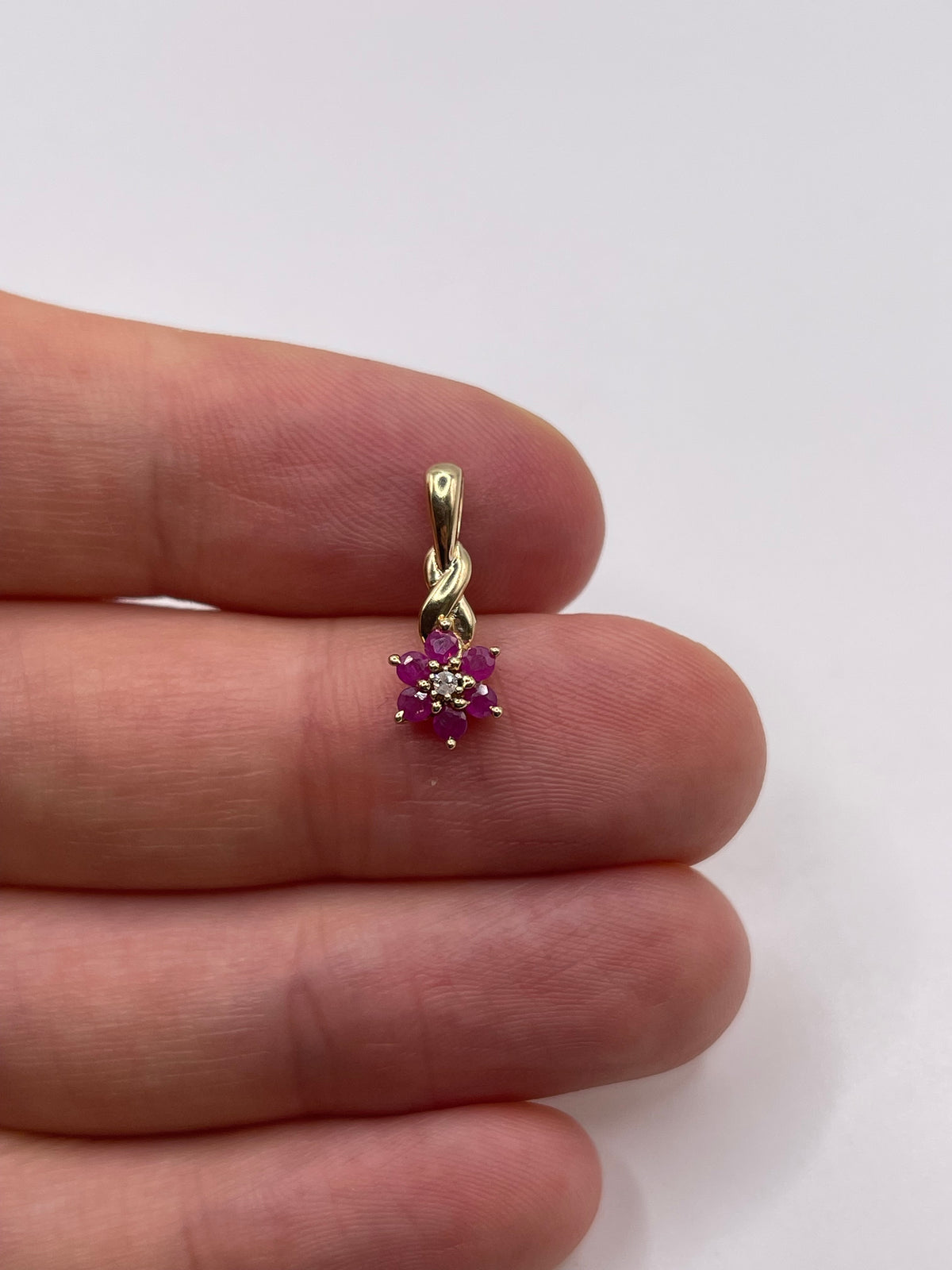 9ct gold ruby and diamond pendant