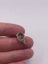 Load image into Gallery viewer, 9ct gold blue topaz pendant
