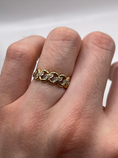 9ct gold diamond link ring