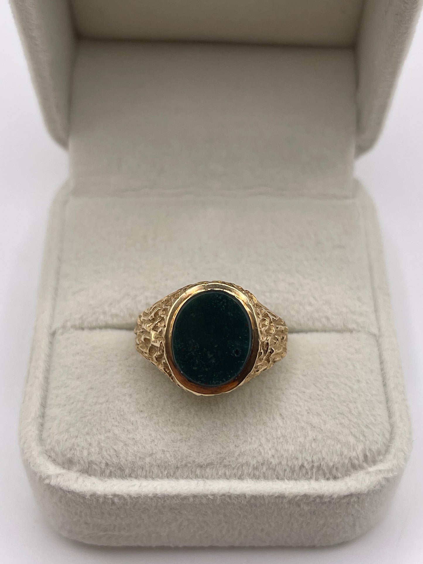 9ct gold bloodstone signet ring