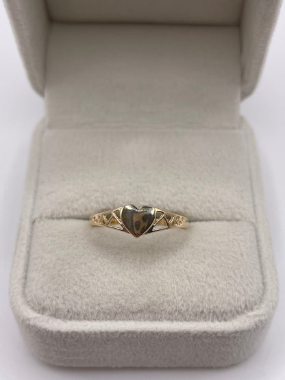 9ct gold heart ring