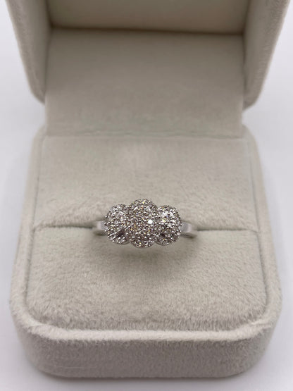 9ct white gold diamond cluster ring