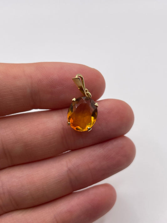 18ct gold citrine pendant