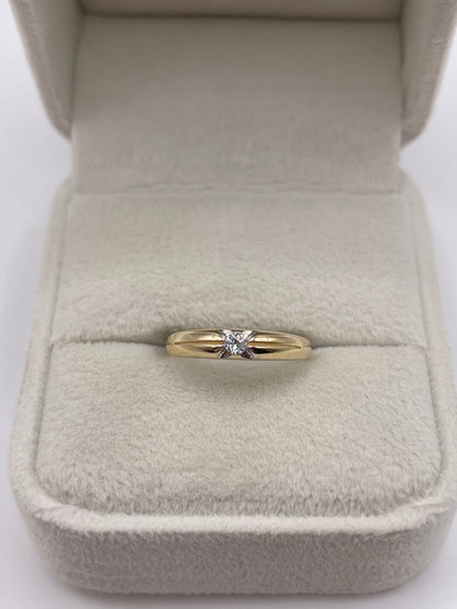9ct gold cz gypsy ring