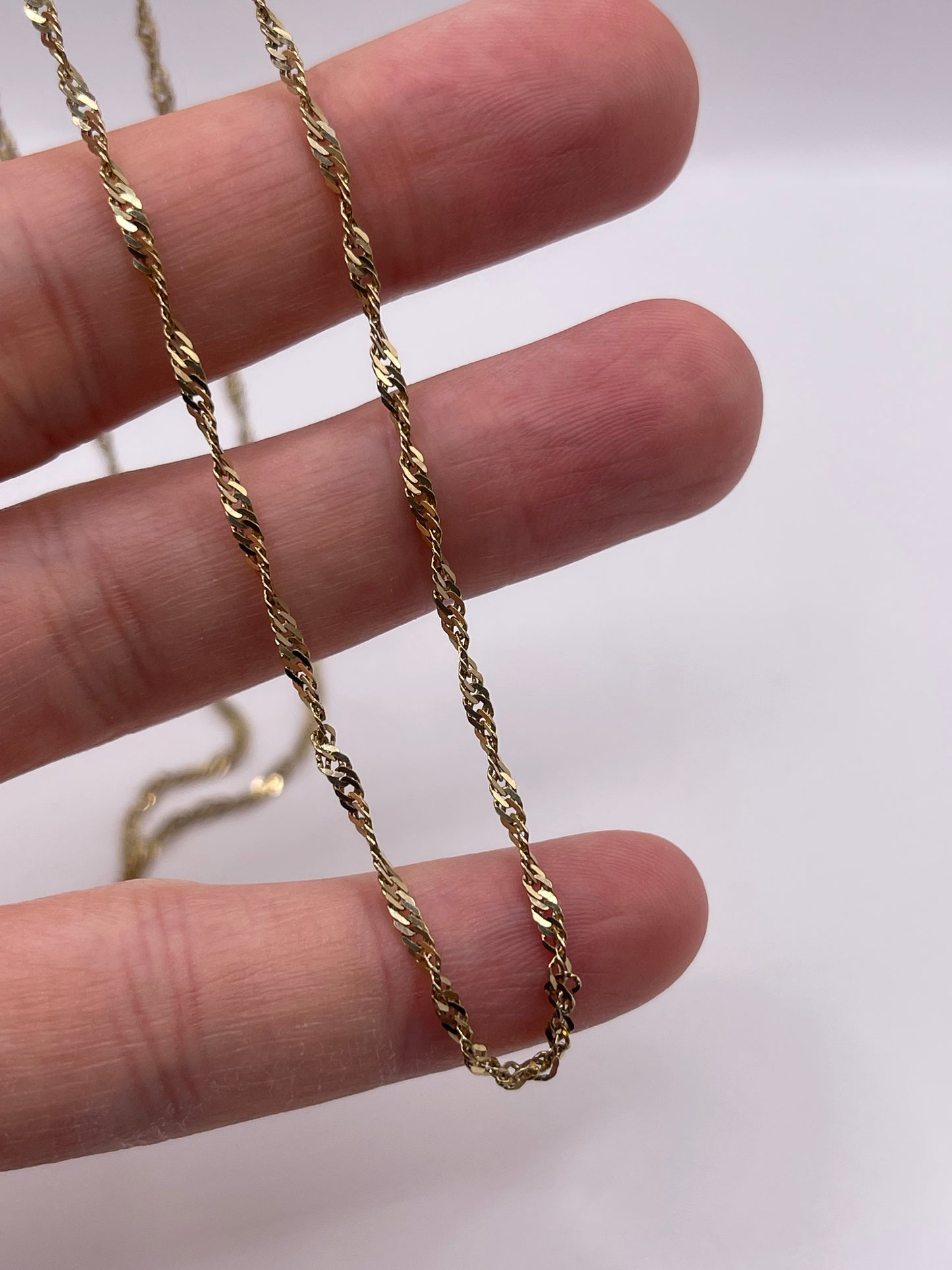 14ct gold chain 136