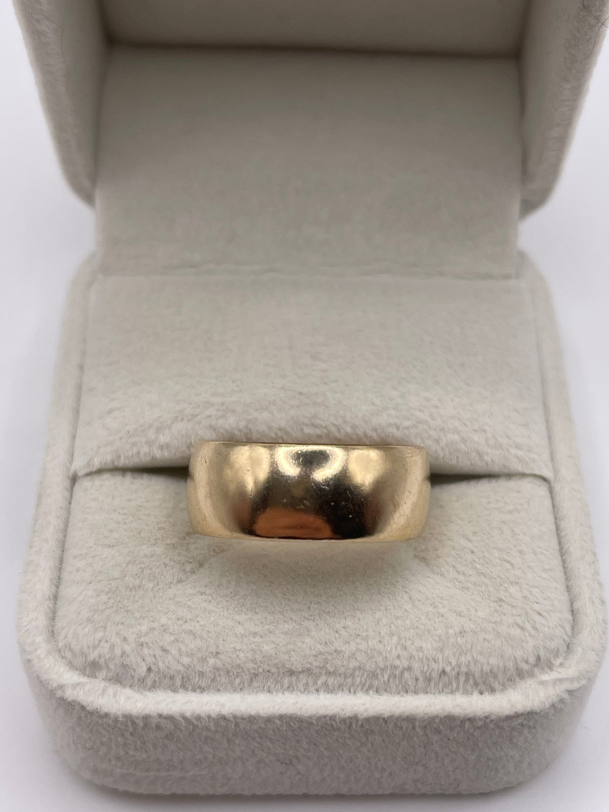 9ct gold band