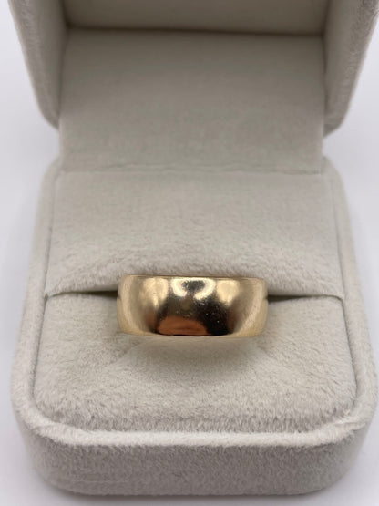 9ct gold band