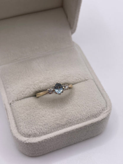 9ct gold aquamarine and diamond ring