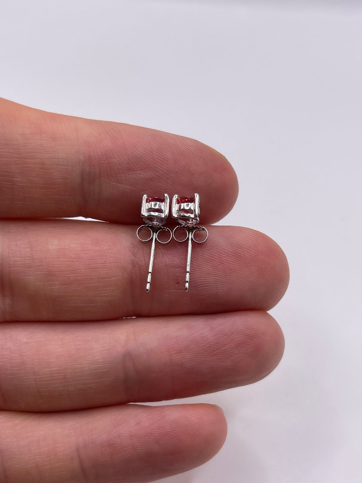 18ct gold sapphire earrings