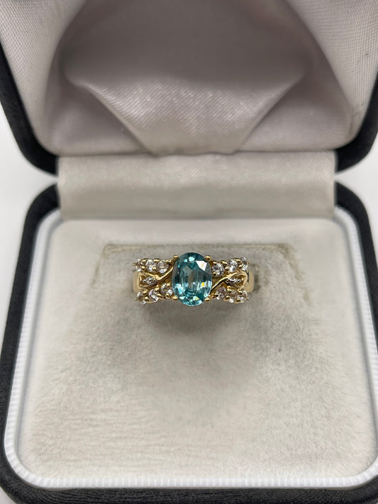 9ct gold zircon cluster ring
