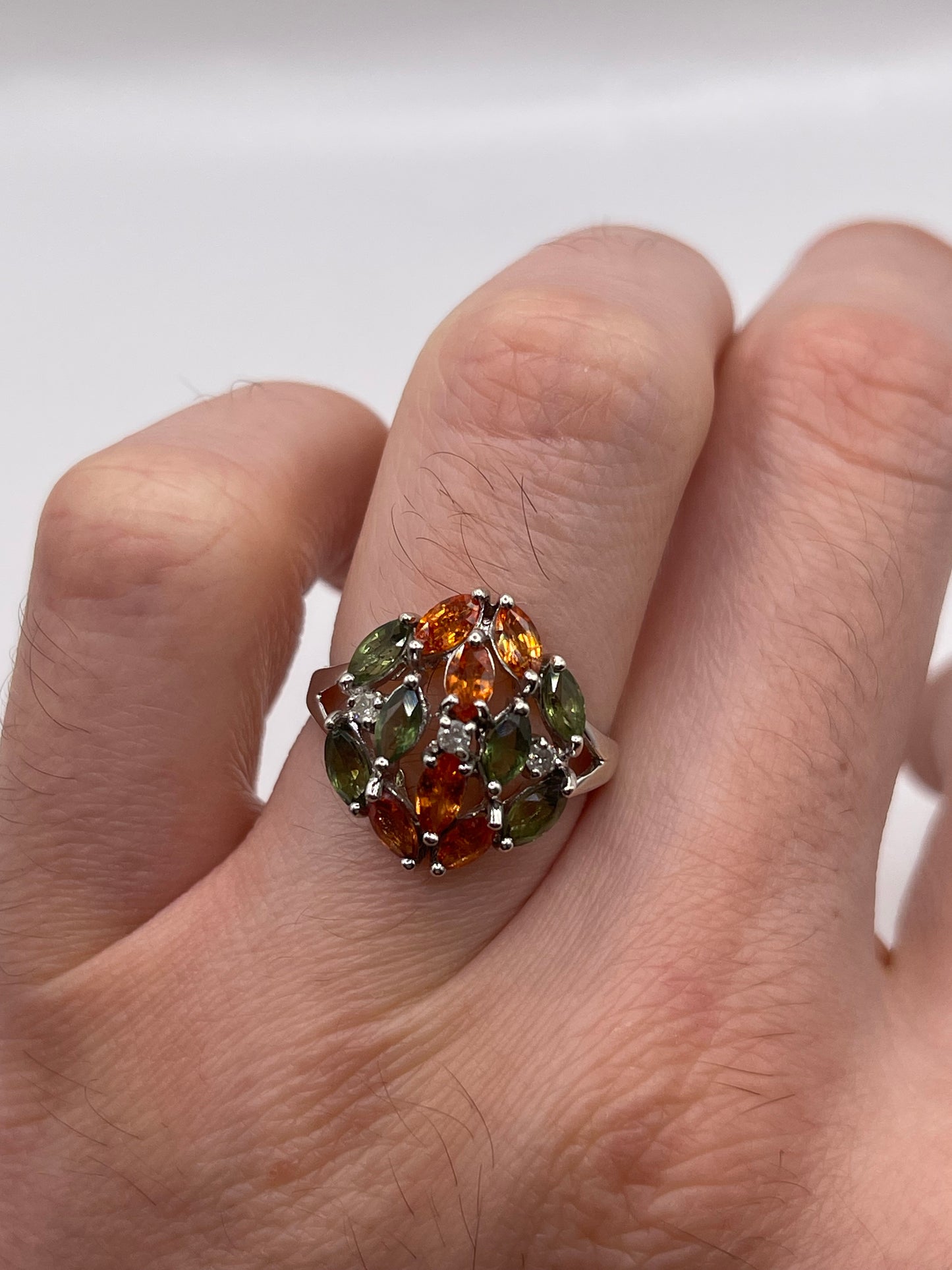 9ct white gold sapphire and diamond ring