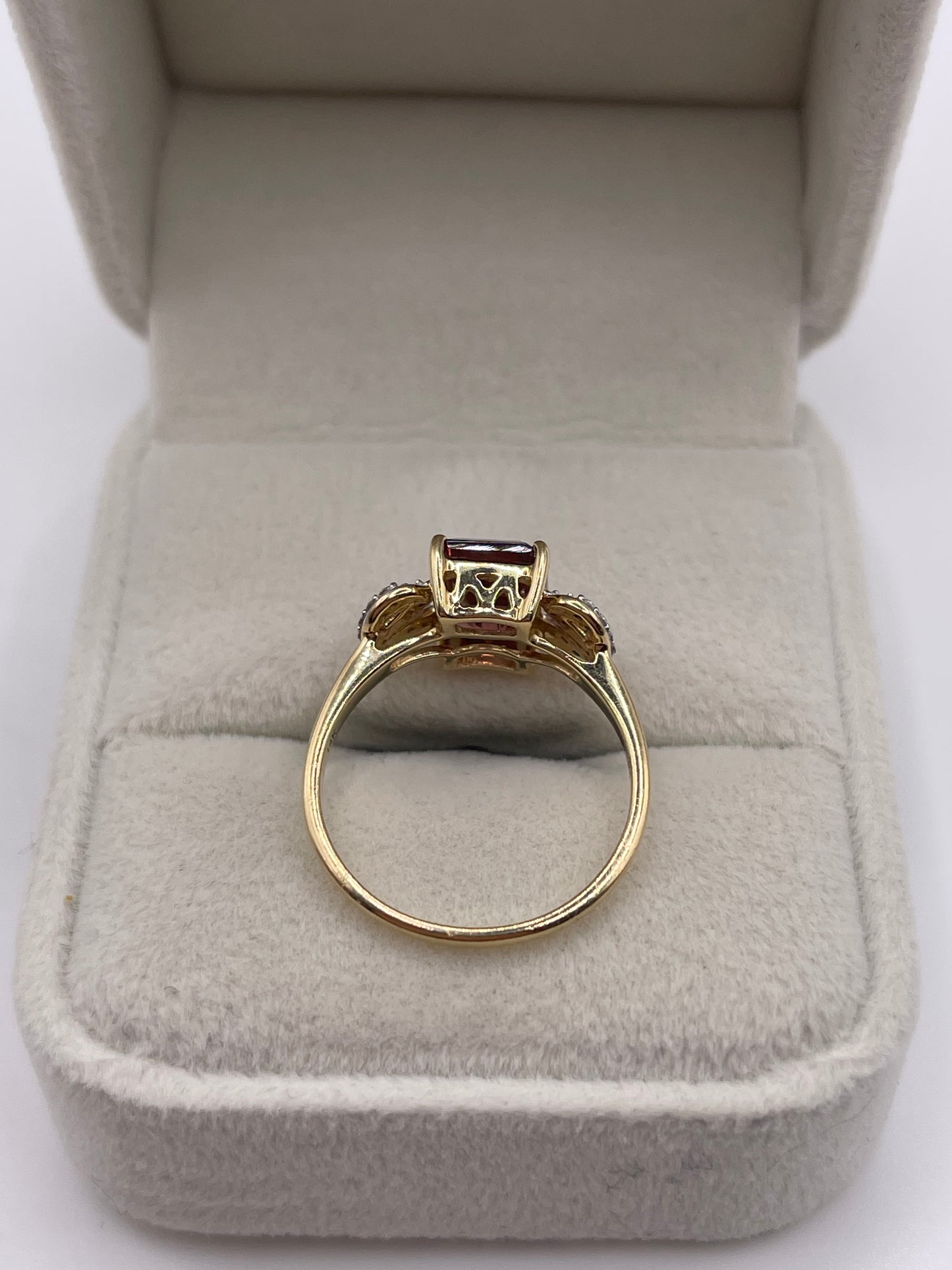 14ct gold tourmaline and diamond ring