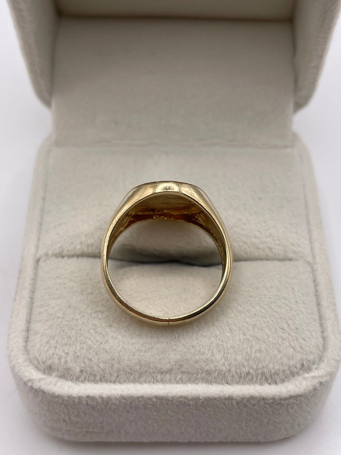 9ct gold signet ring